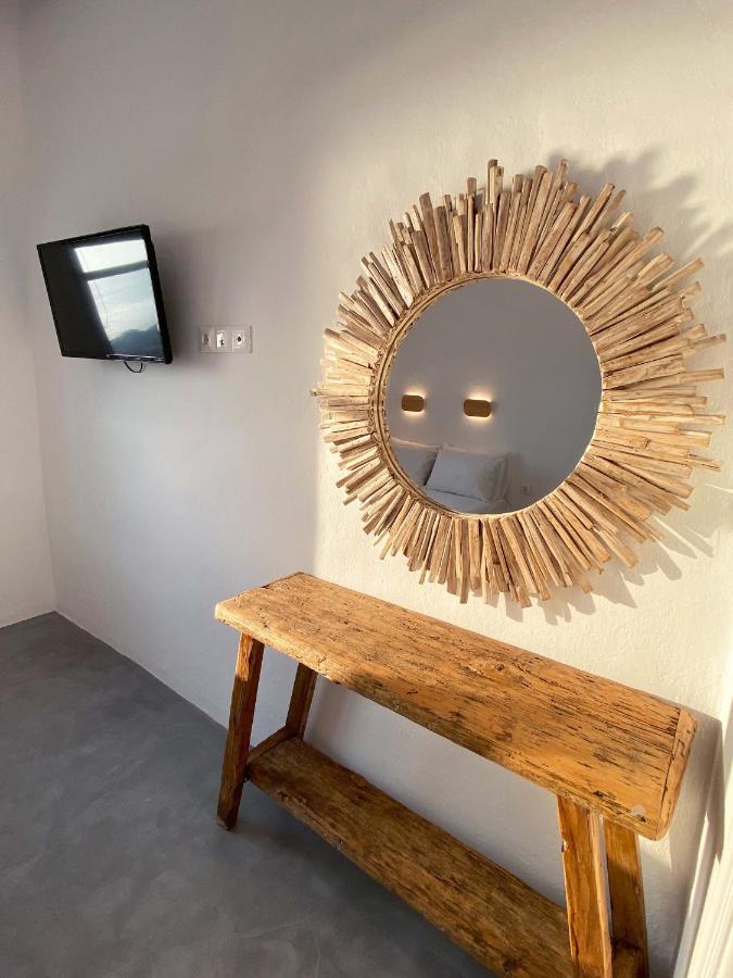 Lyra Seafront Apartment , Paroikia Town Center Екстериор снимка