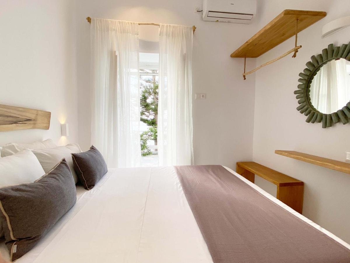 Lyra Seafront Apartment , Paroikia Town Center Екстериор снимка