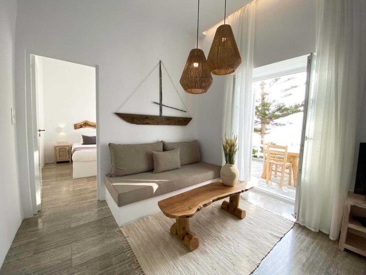 Lyra Seafront Apartment , Paroikia Town Center Екстериор снимка